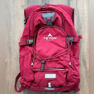 Teton Backpack With Water Bladder